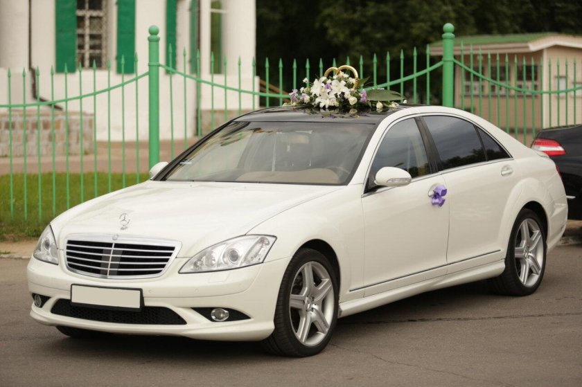 Мерседес Бенц 221