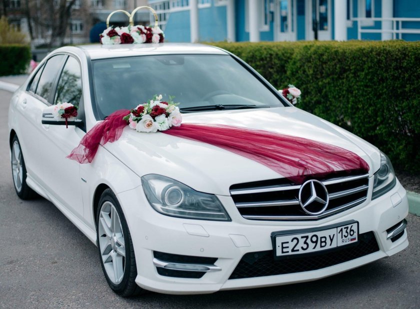 Мерседес 222 кортеж