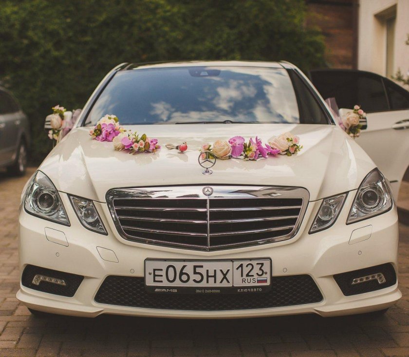 Свадебная машина