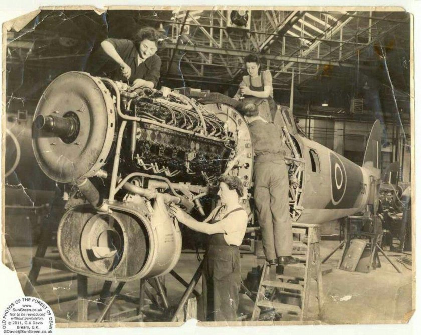 Hawker Tempest двигатель