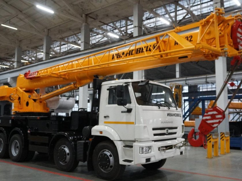 Автокран КС-55717к-1