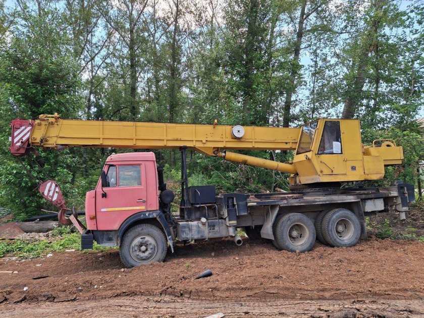 Автокран ивановец 25т 21м