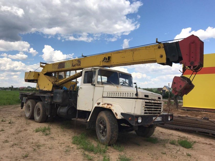 Автокраны КРАЗ 65101 КС 4579