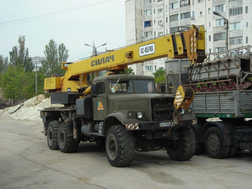 КРАЗ 255 автокран