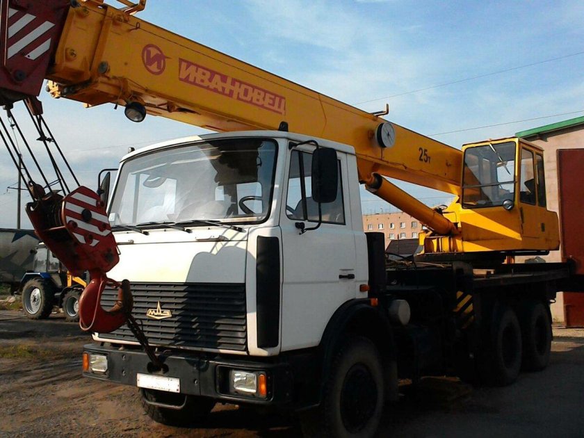 МАЗ КС-45717а.