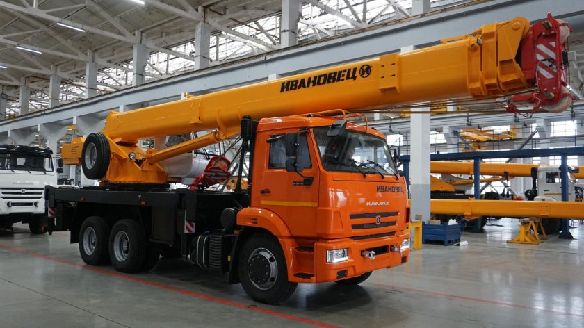 Автокран Ивановец КС-45717к-1р