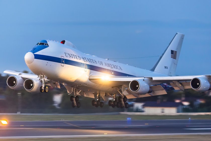 Самолет боинг