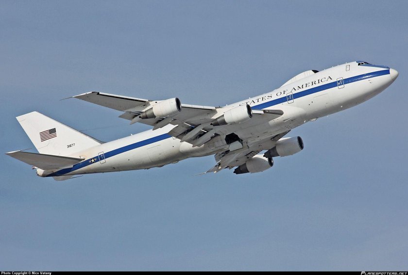 Boeing e-4b
