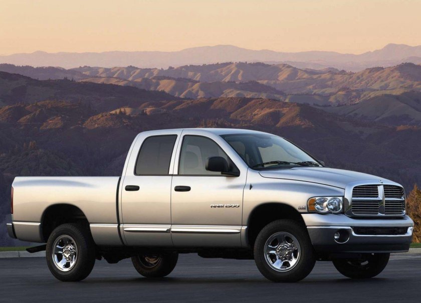 Dodge Ram 4