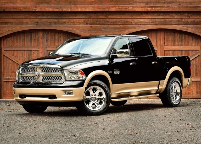 Dodge Ram 1500 Laramie