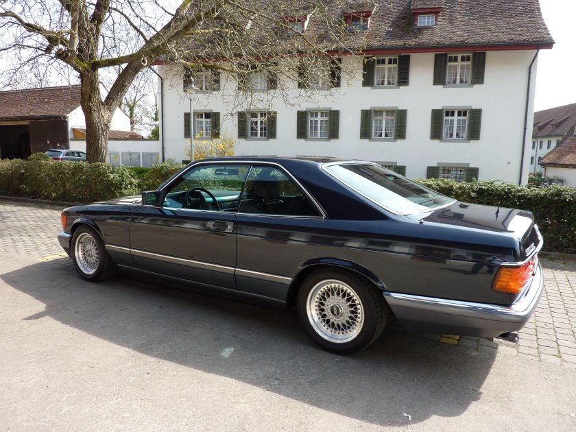 Мерседес-Бенц 126 купе АМГ