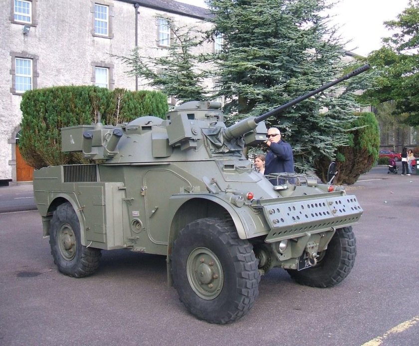 Бронеавтомобиль Панар АМЛ