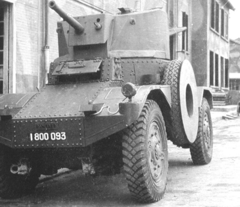 Panhard 178 AMD-35