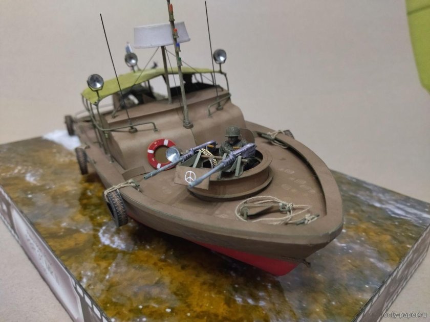 Речной патрульный катер