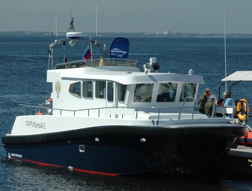 Патрульный 12 катер