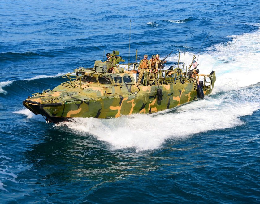 Шведский штурмовой катер cb90