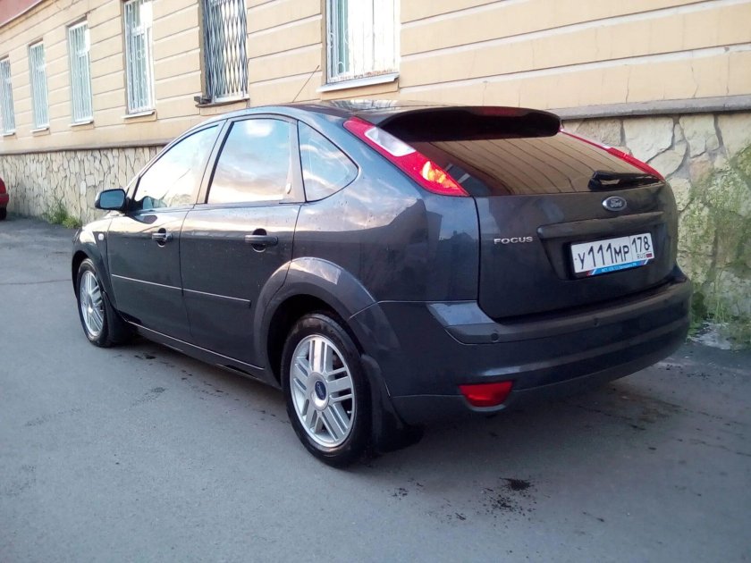 Ford Focus r16