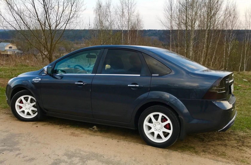 Ford Focus 2 седан r16