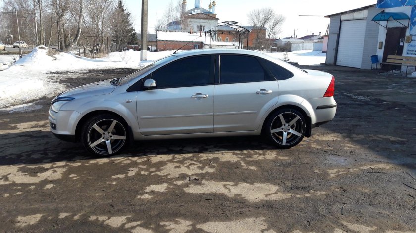 Форд фокус 2 седан литье