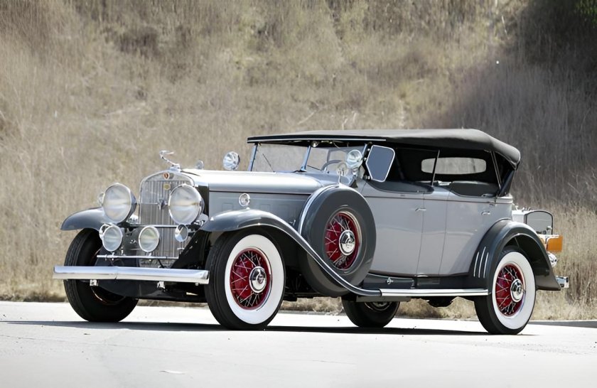 Cadillac v16 1930