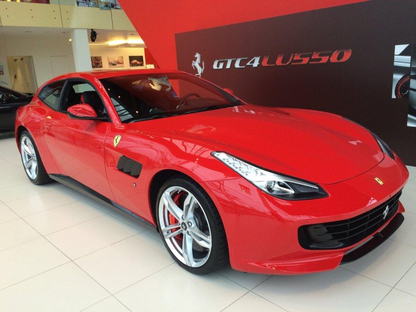 Ferrari gtc4lusso