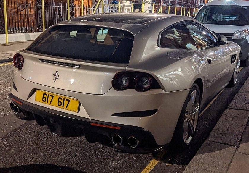 Ferrari gtc4 Grand lusso