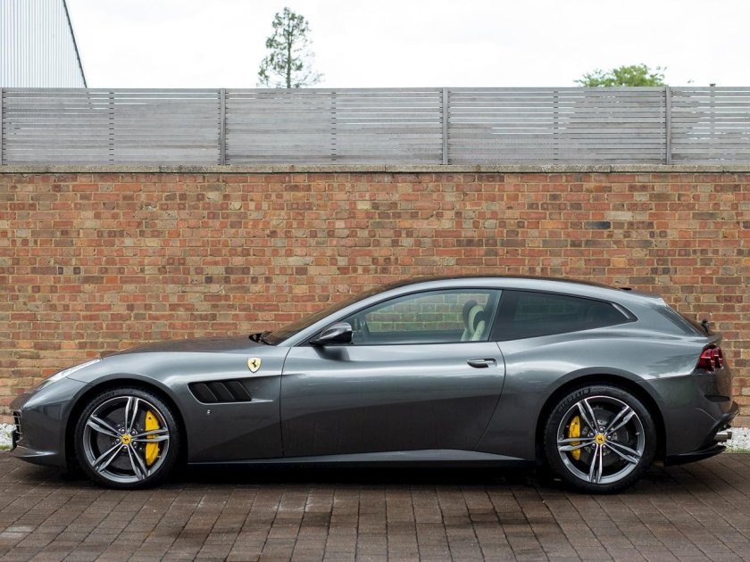 Феррари gtc4lusso