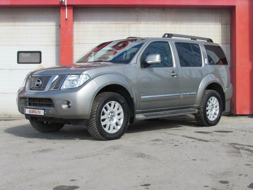 Nissan pathfinder 2011