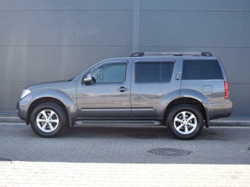 Ниссан патфайндер 2005