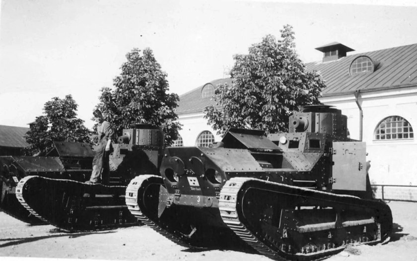 Первый танк Швеции