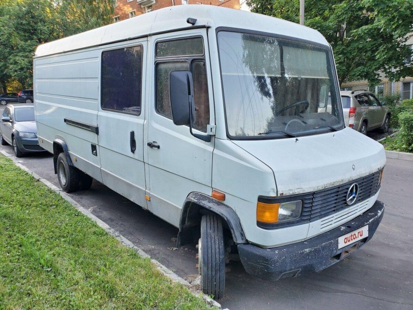Мерседес 609 фургон