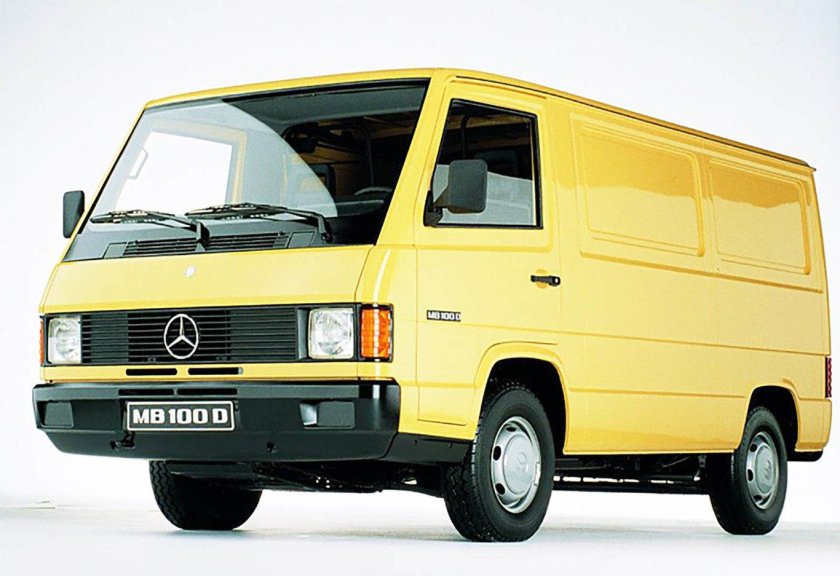Mercedes-Benz mb100