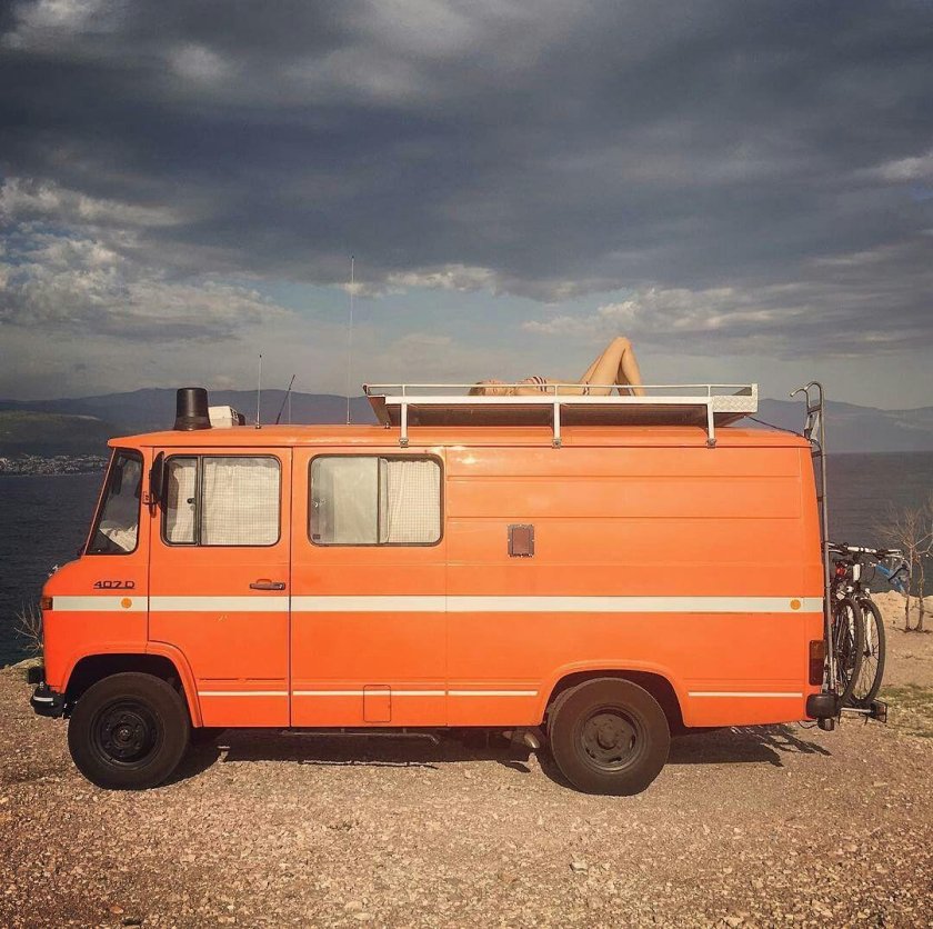 Мерседес 407d