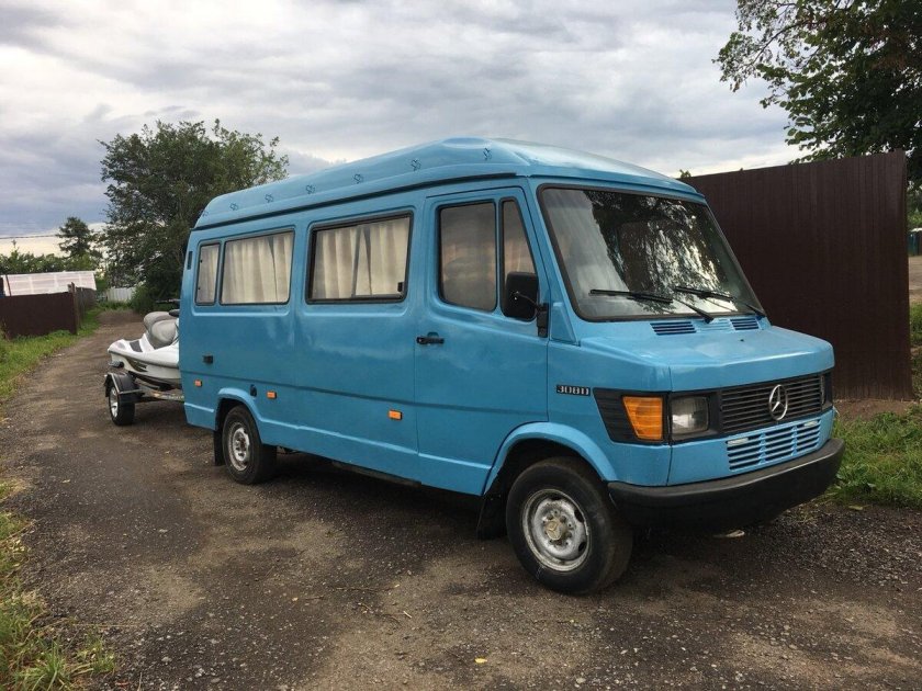 Mercedes-Benz t1, 1990