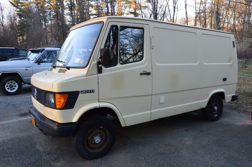 Мерседес-Бенц т1 207