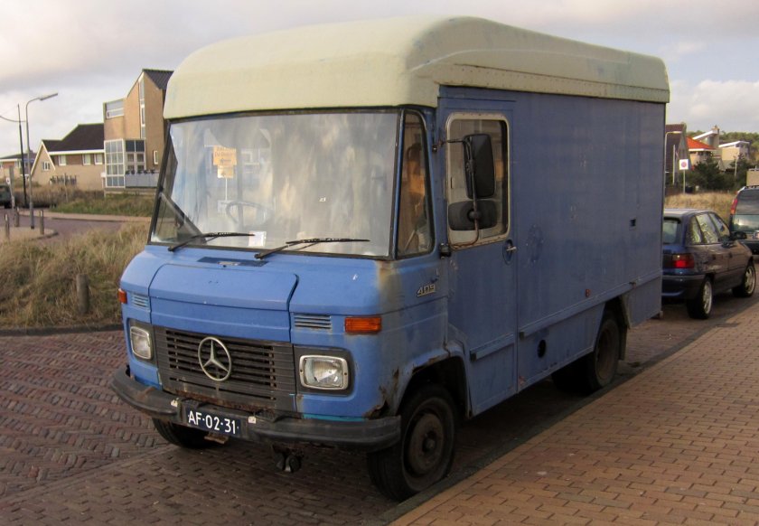 Mercedes-Benz l319