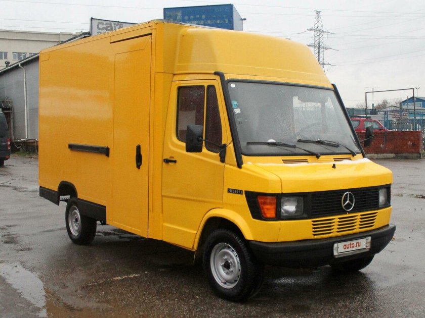 Mercedes-benz 308d sprinter