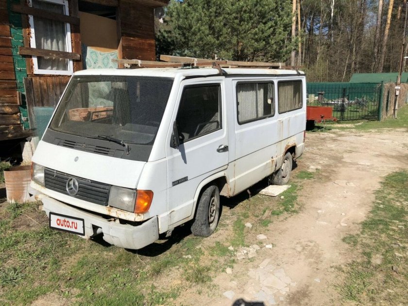 Mercedes-Benz mb100, 1992