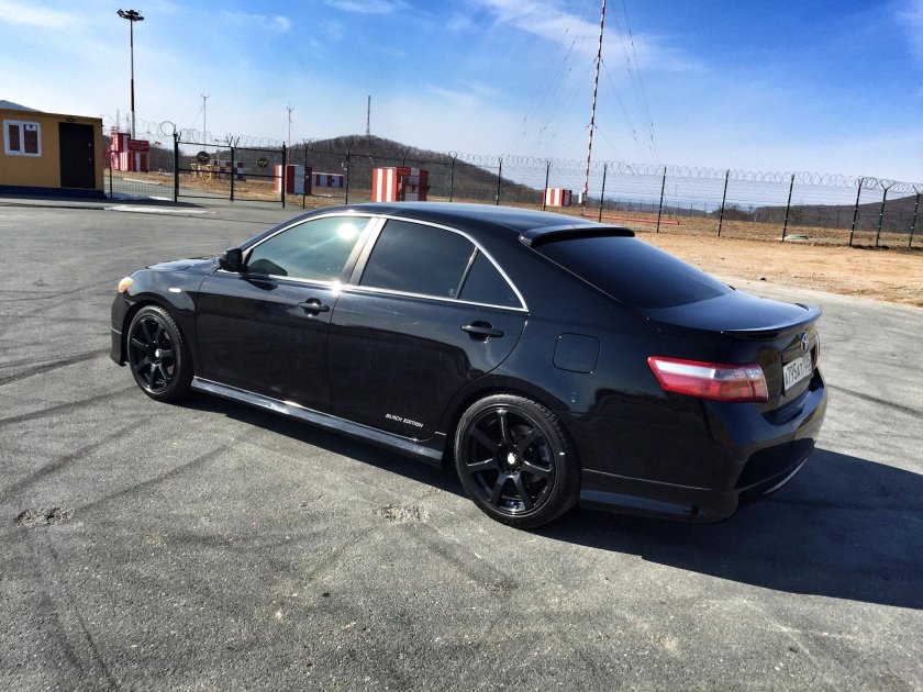 Toyota Camry 3.5 2008 черная