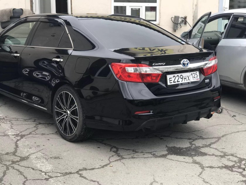 Диффузор на Camry v50