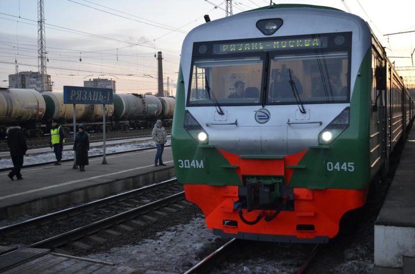 Электричка Рязань 1 Москва