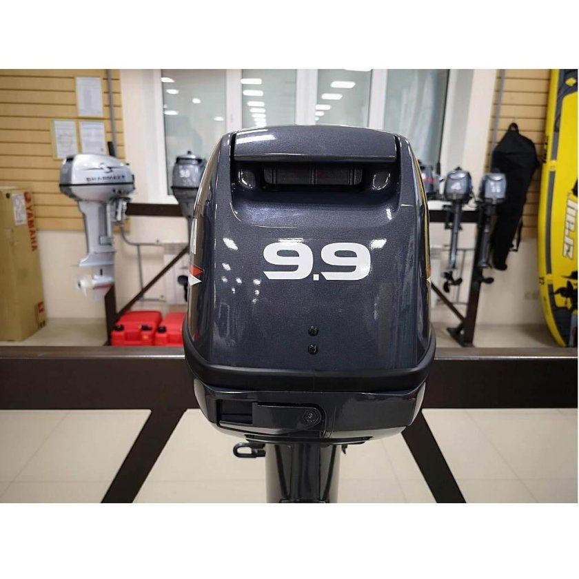 Лодочный мотор Ямаха 9.9 2х тактный