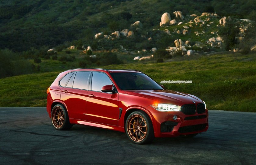 BMW x5m Red