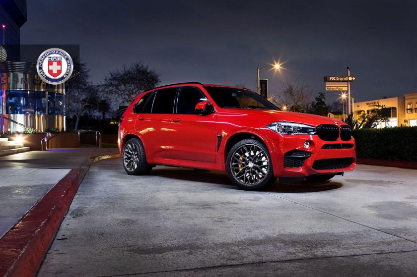 BMW x5m Red