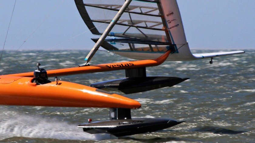 Катамаран Vestas Sailrocket 2