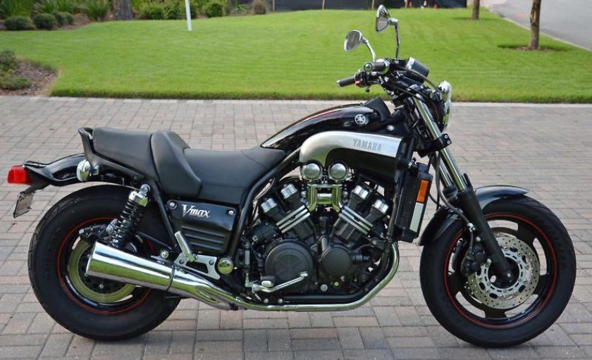 Yamaha v-Max 1200