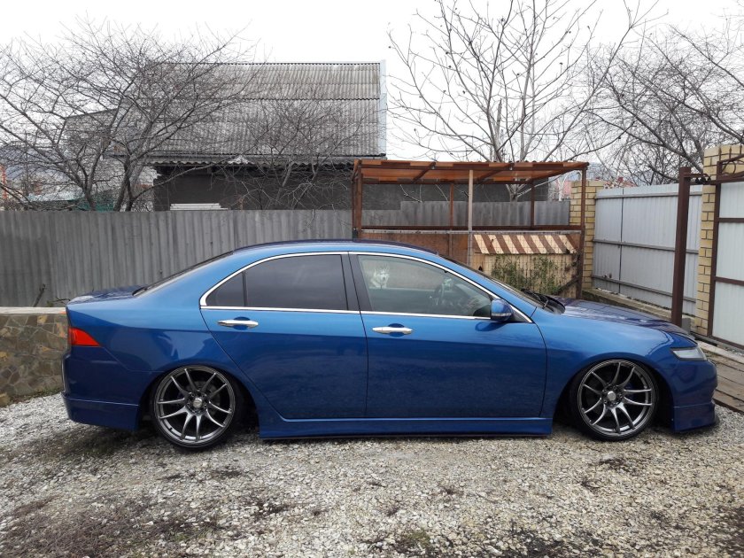 Honda Accord 7 r17