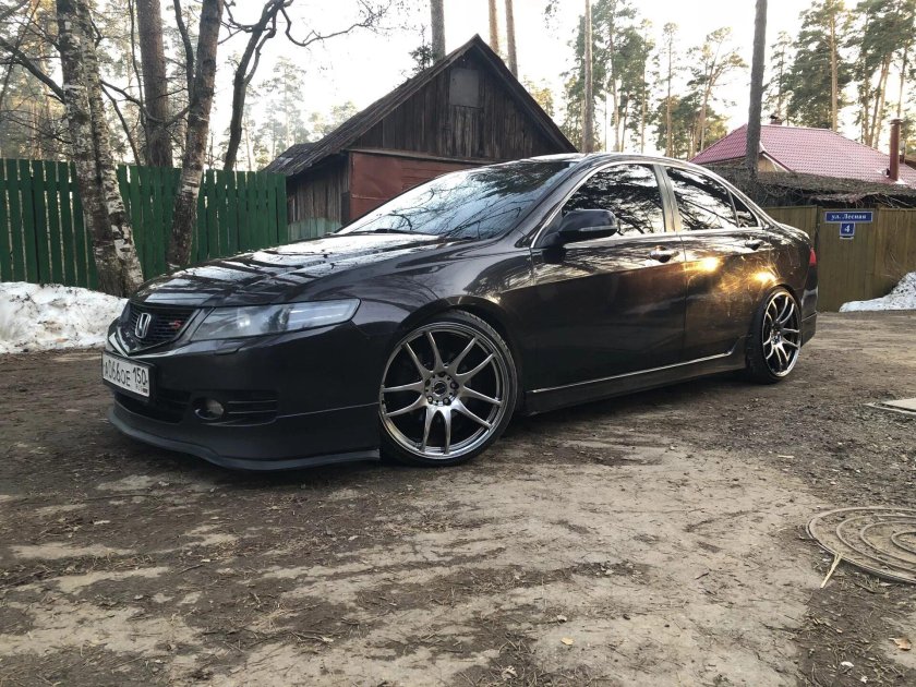 Honda Accord 7 r19