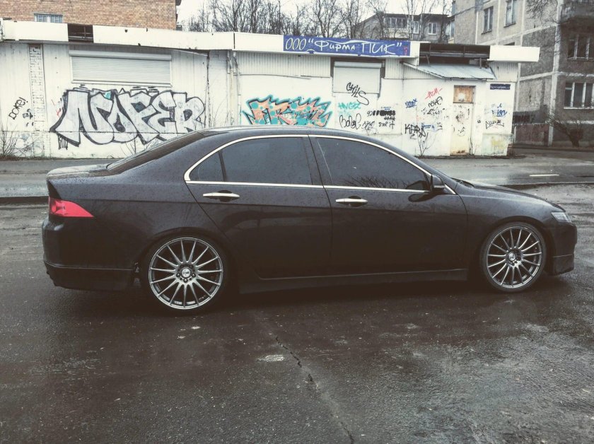 Диски r18 Honda Accord 7