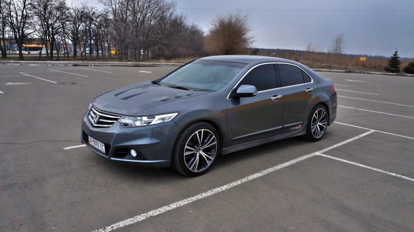 Honda Accord 2008 на дисках